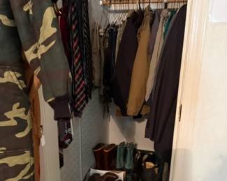 Men's clothes from XXL-M, shoes 11, coveralls and ties 