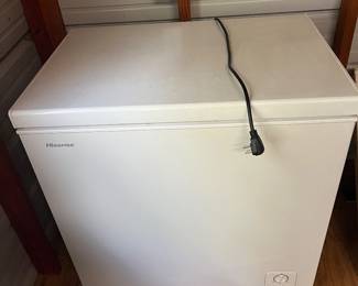 Chest freezer