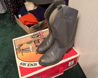 Justine Ropers size 7  other shoes size 7.5 and 8
