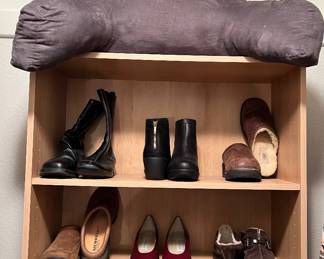 Ladies shoes