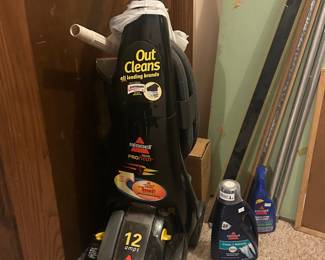 Carpet cleaner