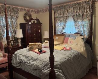 King size Bed