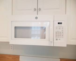 GE microwave oven mfg. 2/2023