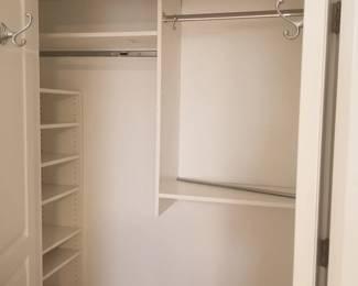 Closet storage system