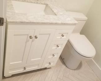 Bath vanity