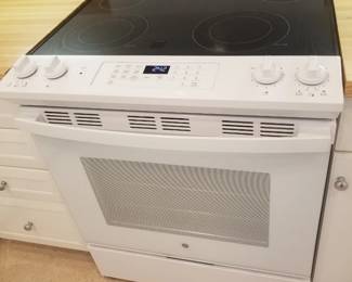 GE electric range