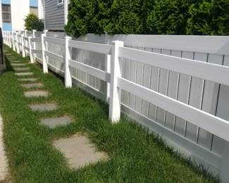 Vinyl fencing