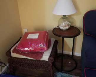 Accent table; table lamp