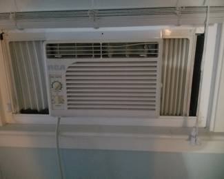 Window AC unit - multiples available