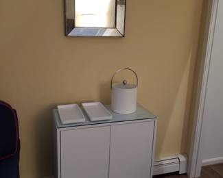 Cupboard; mirror