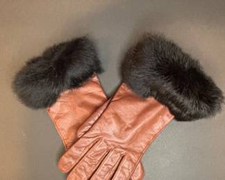 Brown Leather Gloves with Black Fur Cuffs