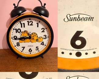 1978 vintage Sunbeam Garfield double-bell alarm clock