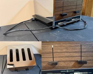  vintage 1970s General Electric (GE) 4-Slice Toaster