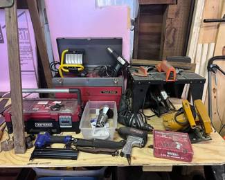 More garage tools.