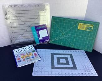New craft cutting mats