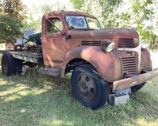 Dodge flatbed farm truck