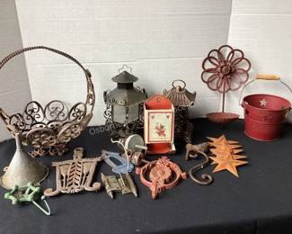 Metal & Iron Decor