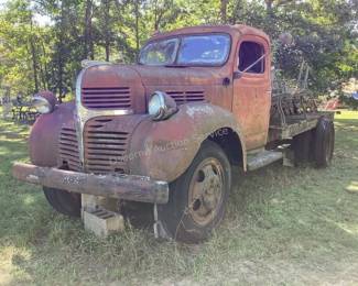 Dodge flatbed farm truck