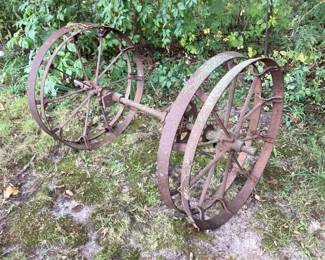Steel wheels with axle