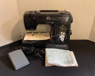 Bernese 46 sewing machine