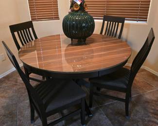 Kitchen Table with 4 Chairs