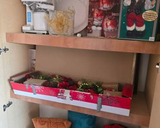 Christmas & Holiday Items