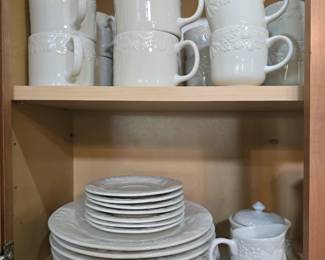 Gibson Dish Set with Serving Pieces