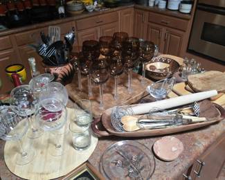 Kitchen & Houseware Items