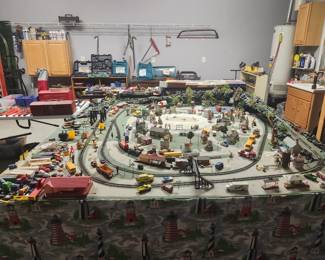 Ho Scale Model Railroad Set
