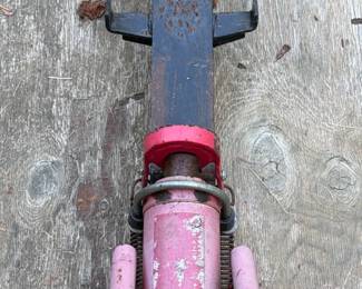 MANUAL HYDRAULIC LOG SPLITTER