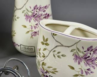 J QUEEN NY WISTERIA BATH ACCESSORIES