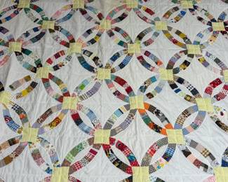 DOUBLE WEDDING RING HANDMADE QUILT