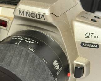 MINOLTA CAMERA