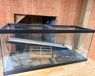 GLASS FISH AQUARIUM 