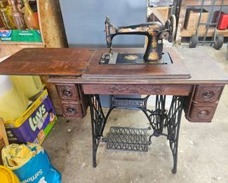 Vintage Singer Sewing Machine