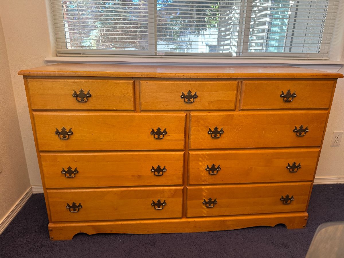 Sturdy wood chest of drawers