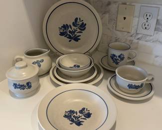 HUGE selection of Pfaltzgraff - excellent condition