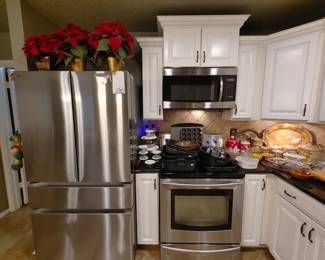LG Refrigerator, Kitchen Items