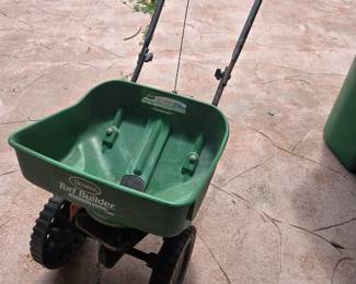 Scotts Lawn and Garden Broadcast Spreader