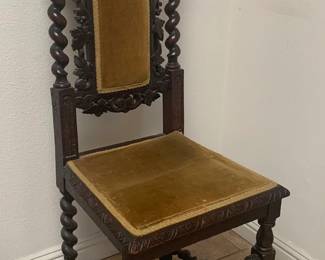 Antique 19th Century Carved Oak Hall Chair $300