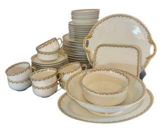 1920s Schleiger 101a by Haviland Limoge France - 40 Pieces