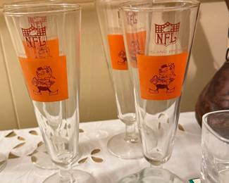 Vintage NFL tall Browns glasses
