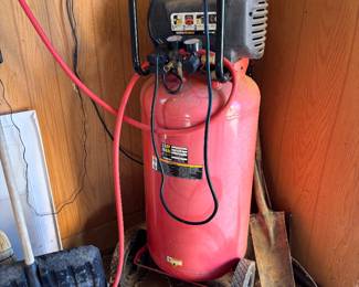 Air Compressor 120 PSI, 26 Gallon