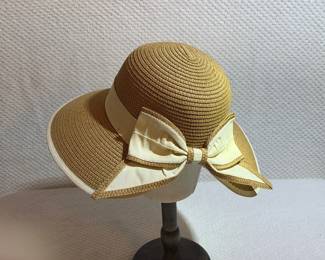 Backless Sun Hat with Bow