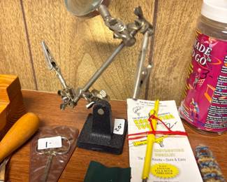 . . . fly-tying mirror