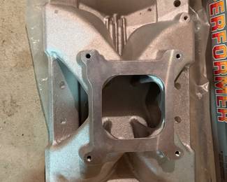 Edelbrock intake manifold