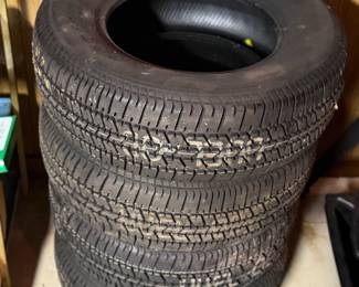Set of 4 tires