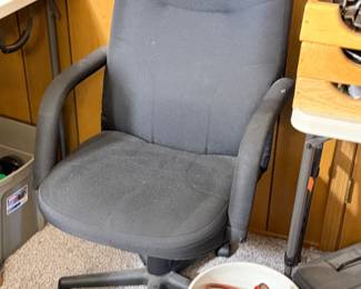 Desk chair