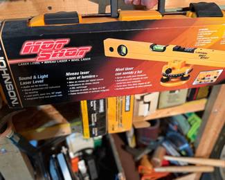 Hot shot laser level