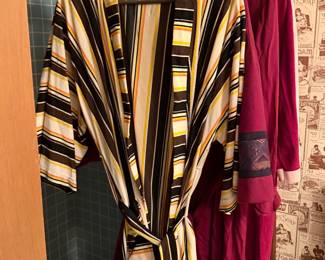 Vintage robes